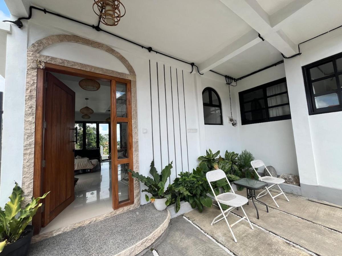 Villa De La Rose 1 Bedroom Ungasan Extérieur photo